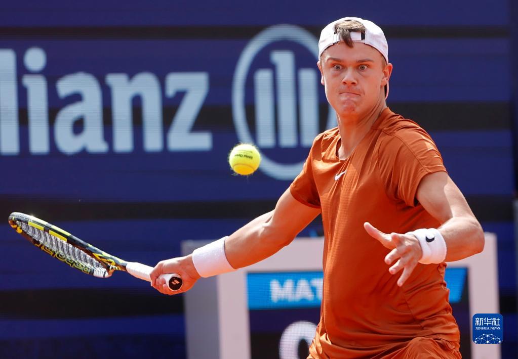 日本球员中 日本球员中