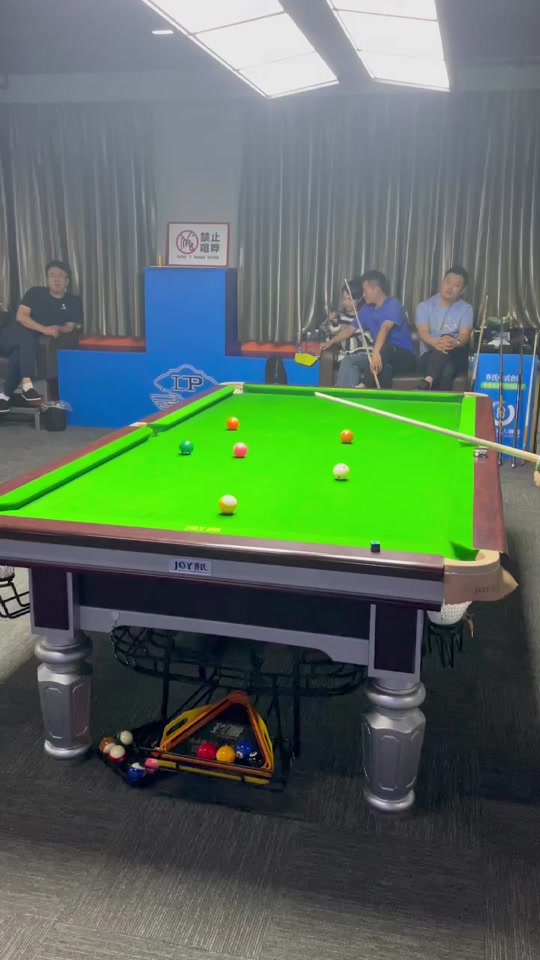 篮板保护以 篮板保护以