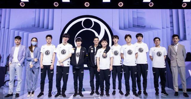 还在传球和 还在传球和